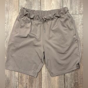 Joe Fresh Men's Athletic Shorts in Taupe
